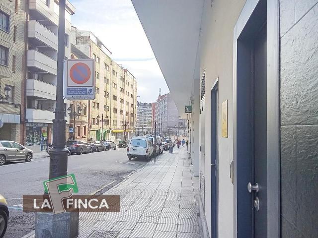 Piso en venta en Centro, Oviedo