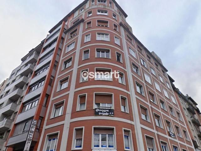 Piso en venta en Centro, Oviedo