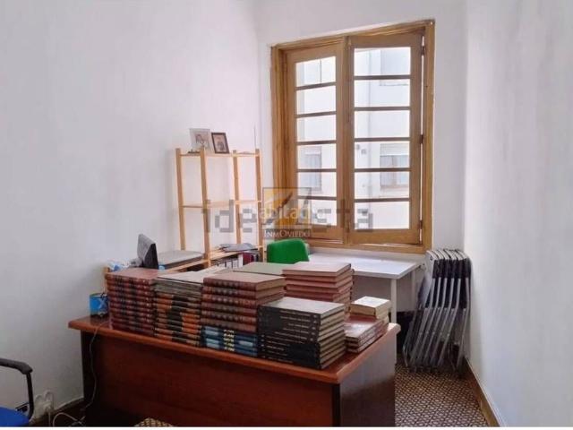 Piso en venta en Trascorrales, Oviedo