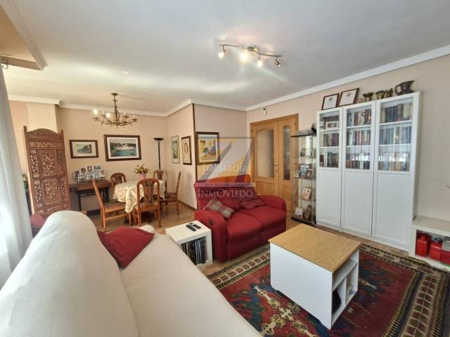 Piso en venta en Centro, Oviedo