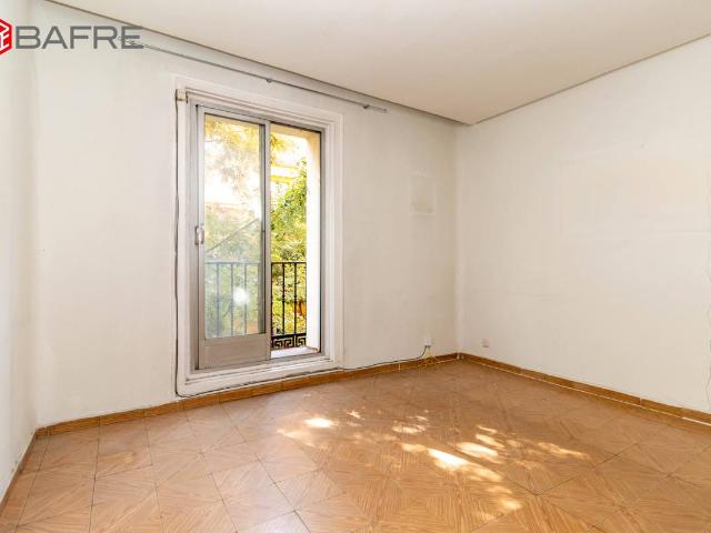 Piso en venta en Madrid, Cortes