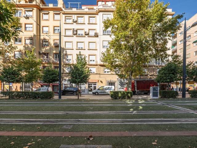 Piso en venta en Centro - Sagrario, Granada