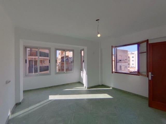 Piso en venta en Canavall, Palma
