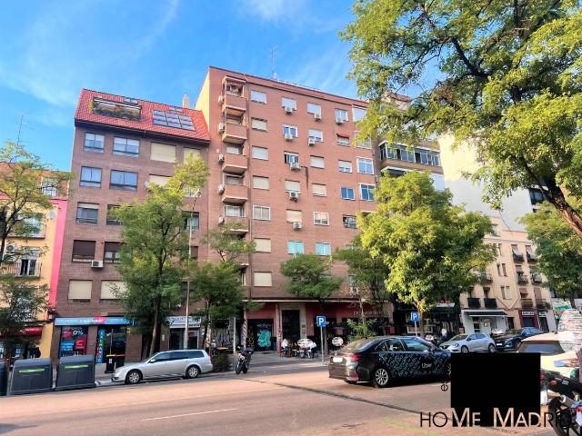 Piso en venta en Madrid, Cortes