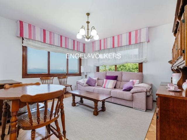 Piso en venta en A Angustia, Vigo