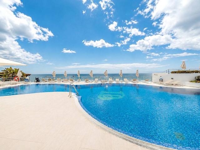 Piso en venta en Barriada Islas Canarias, Costa del Sol Occidental