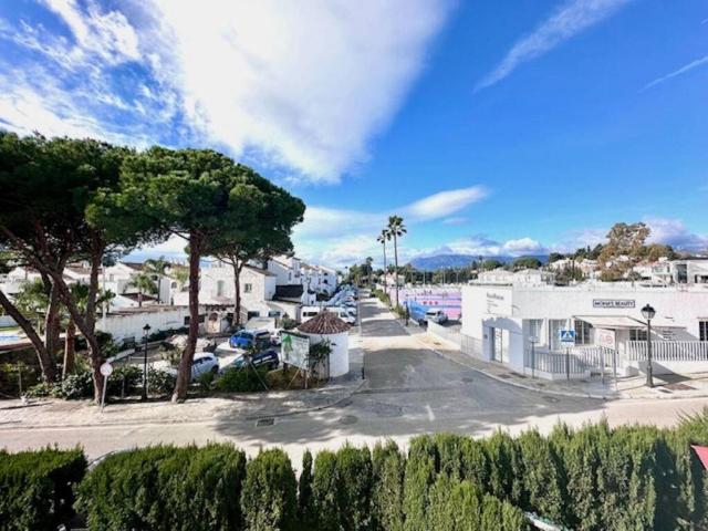 Piso en venta en Barriada Islas Canarias, Costa del Sol Occidental