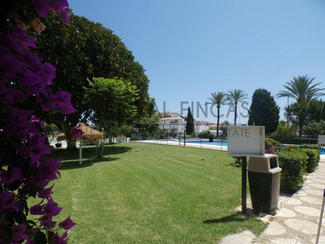 Piso en venta en La Sierrezuela, Costa del Sol Occidental