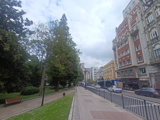 Piso en venta en Trascorrales, Oviedo