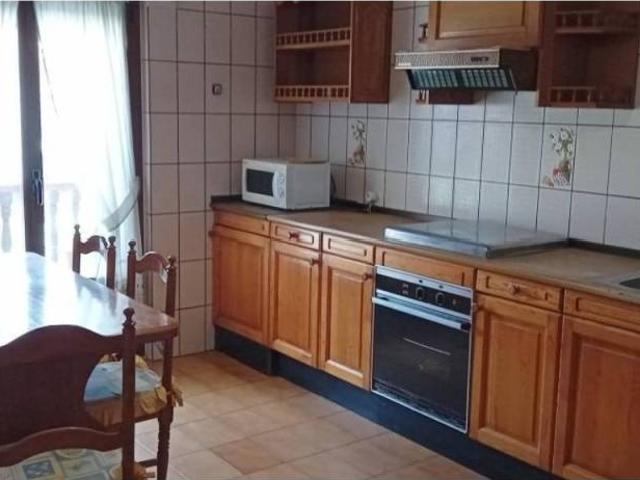 Piso en venta en Parres