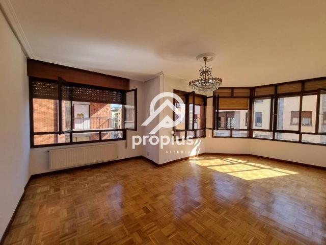 Piso en venta en Parres, Asturias