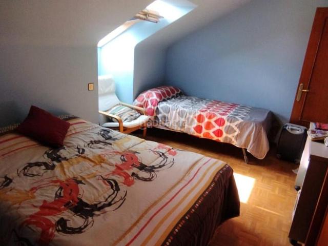 Piso en venta en Parres, Romiyu / Romillo