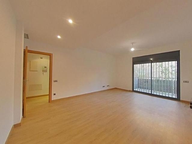 Piso en venta en Cerdanyola Del Vallès, les Fontetes