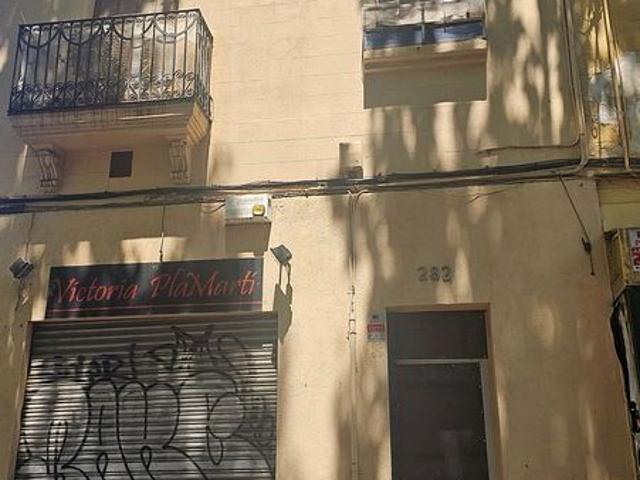 Piso en venta en Nou Barris, Barcelonès