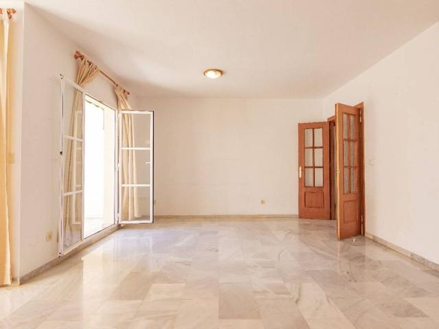 Piso en venta en Vélez-málaga, Capuchinos