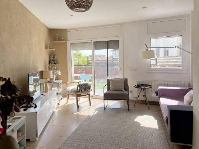 Piso en venta en Santa Pau