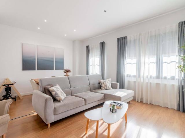 Piso en venta en Madrid, Cortes