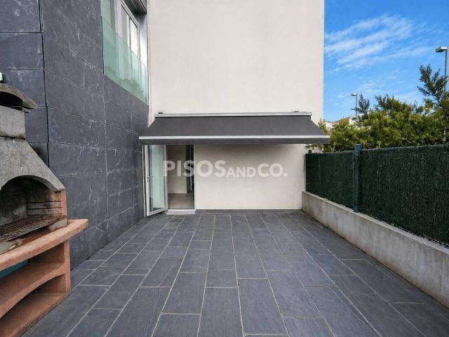 Piso en venta en Oleiros, A Coruña