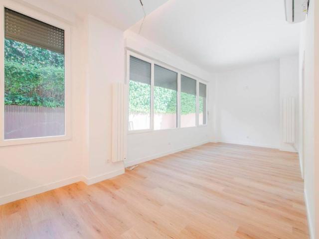 Piso en venta en Madrid, Cortes
