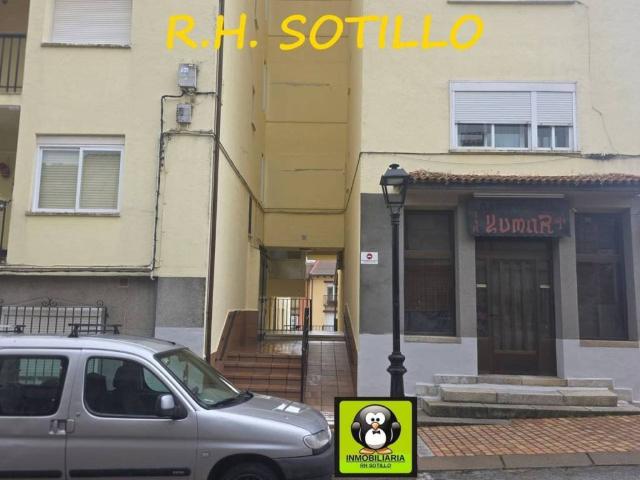 Piso en venta en Piedralaves, Castilla y León