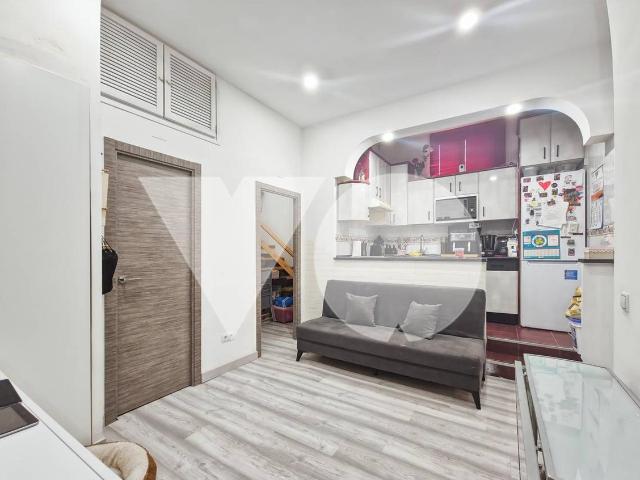 Piso en venta en Madrid, Cortes