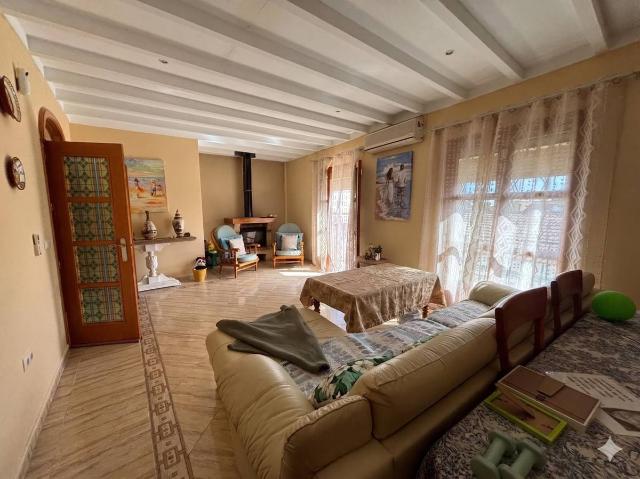 Piso en venta en Pilas, Andalucía