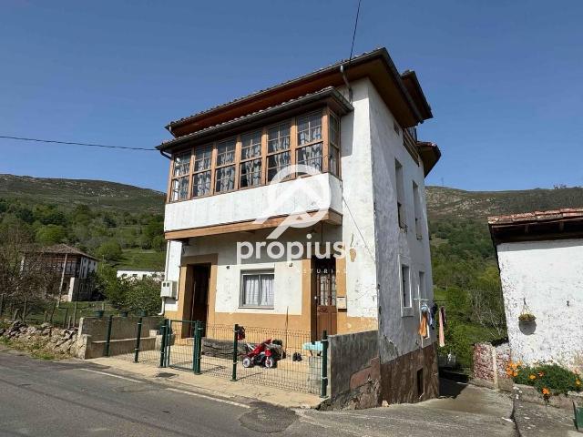 Piso en venta en Les Tercies, Piloña