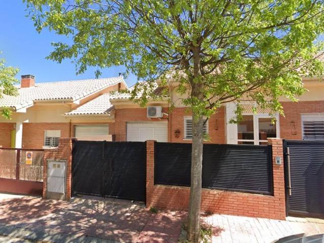Piso en venta en Pioz, Madrebuena