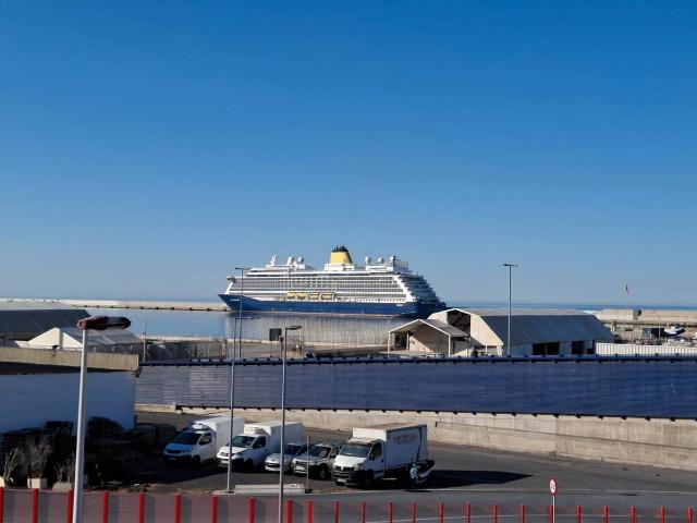 Piso en venta en Motril, Granada