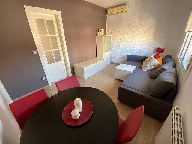 Piso en venta en Almeda, Cornellà De Llobregat