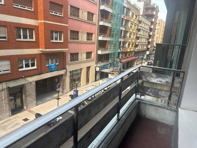 Piso en venta en Centro, Oviedo