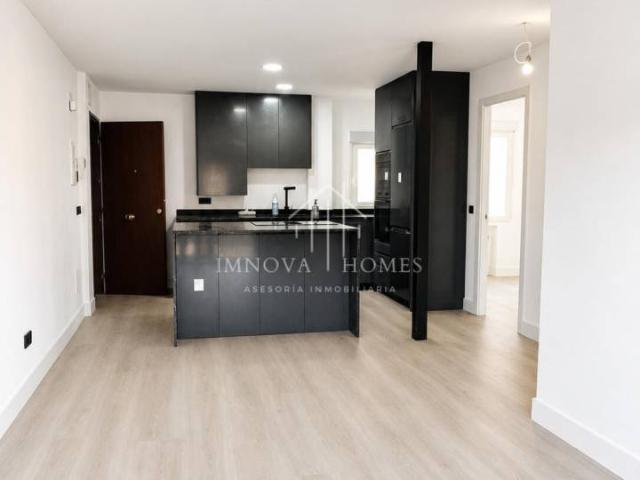 Piso en venta en Ciudad Lineal, Madrid