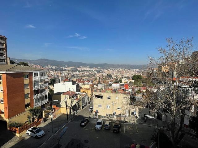Piso en venta en Horta-Guinardó, Barcelonès