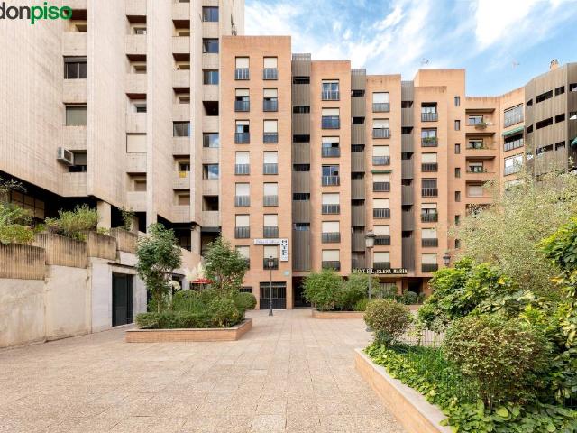 Piso en venta en Granada, Centro - Sagrario
