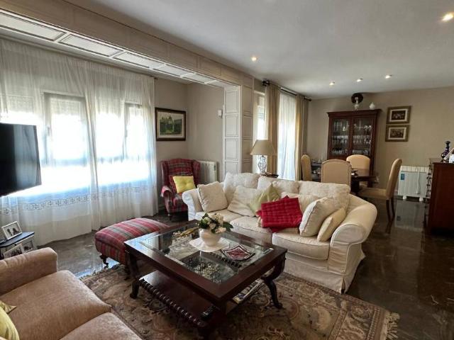 Piso en venta en Almedina, Almería