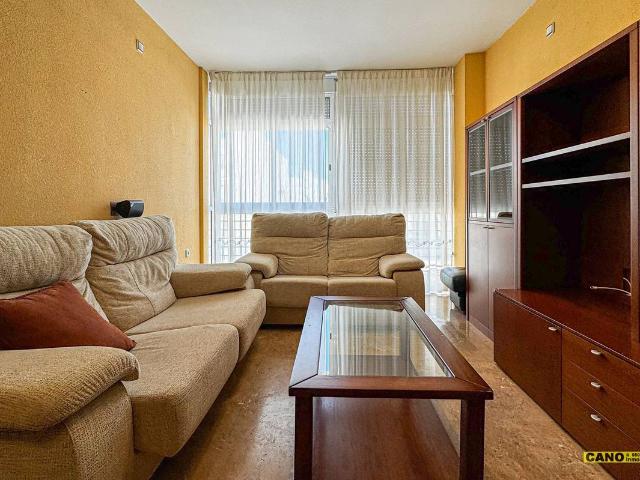 Piso en venta en Almedina, Almería
