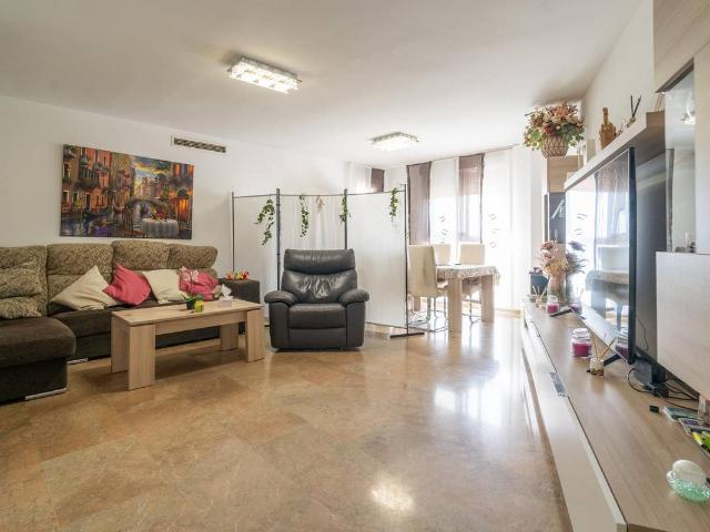 Piso en venta en Motor de San Bernardo, l'Horta Sud