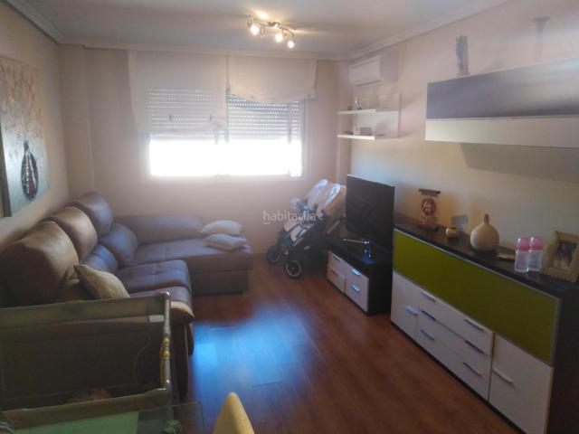 Piso en venta en Poblete