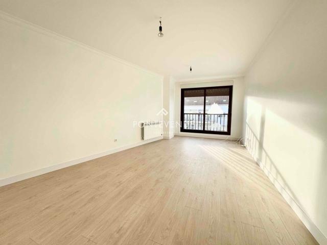Piso en venta en Poio, Pontevedra
