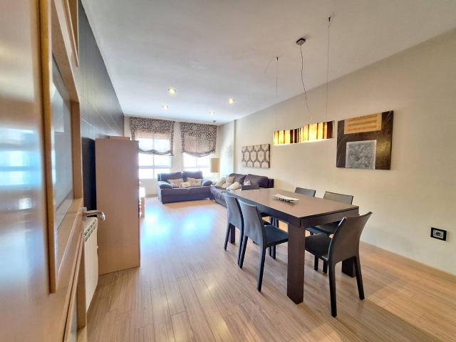 Piso en venta en Polinyà de Xúquer, València / Valencia