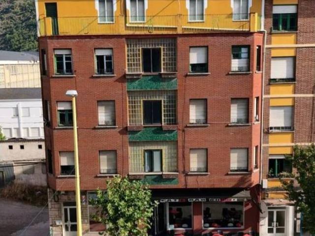 Piso en venta en Flores del Sil, El Bierzo