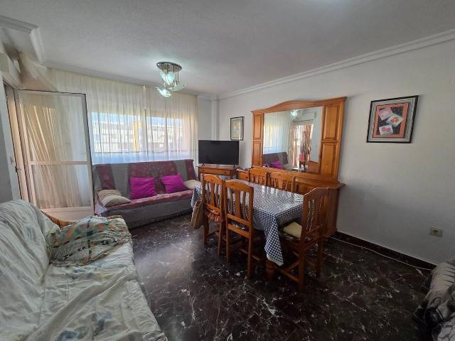 Piso en venta en Capuchinos, La Axarquía