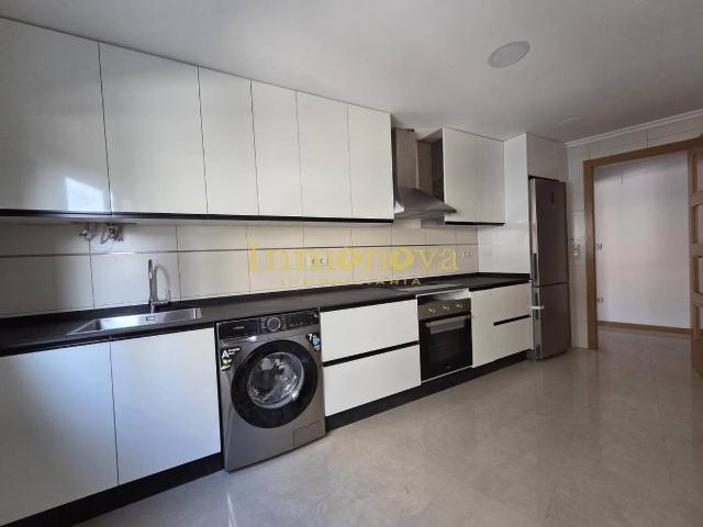 Piso en venta en Ponteareas, O Condado