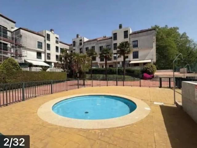 Piso en venta en A Virxe do Camiño, Pontevedra