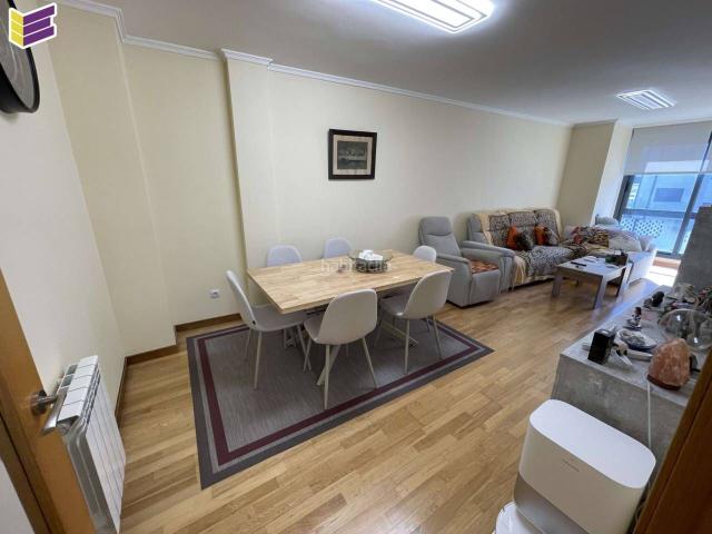 Piso en venta en O Porriño, Vigo