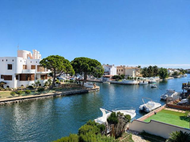 Piso en venta en Empuriabrava i entorn, Castelló d'Empúries