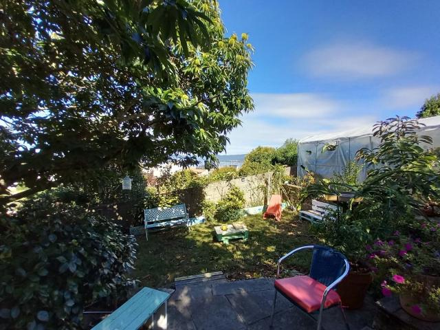 Piso en venta en Xío, Noia