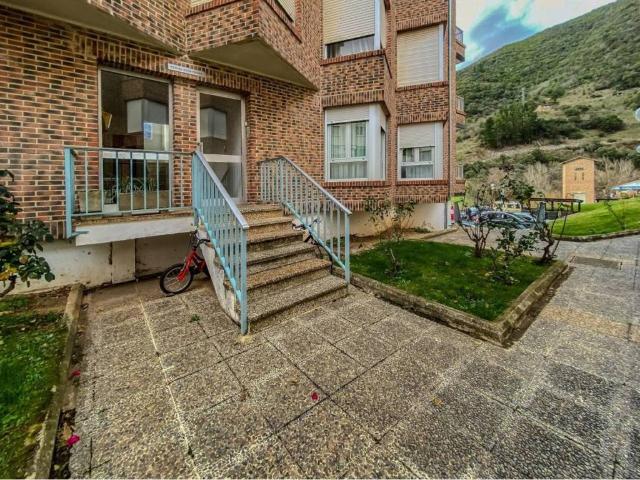 Piso en venta en Potes, Cantabria