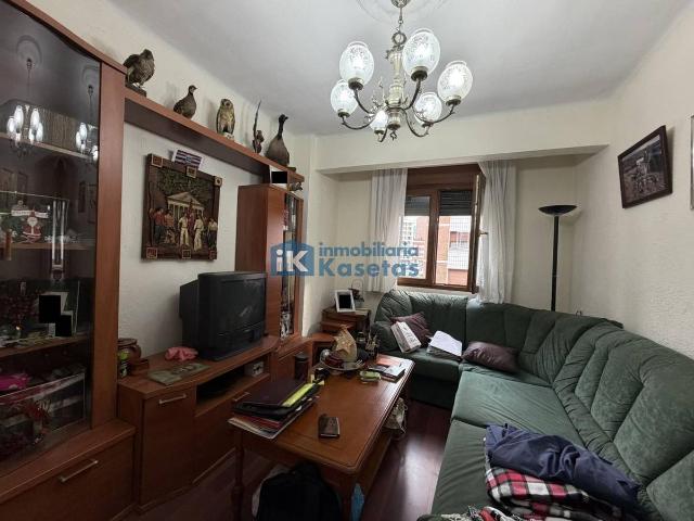 Piso en venta en Ariz, Basauri