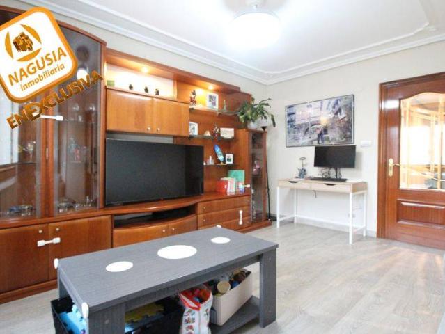 Piso en venta en Ariz, Basauri